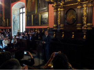 Professor Constantin Geambaşu accepting the Transatlantyk Award